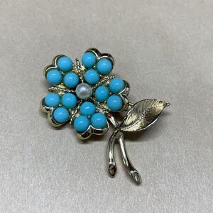 Vintage Sarah Coventry Signed Faux Turquoise Pearl Flower Brooch Pin